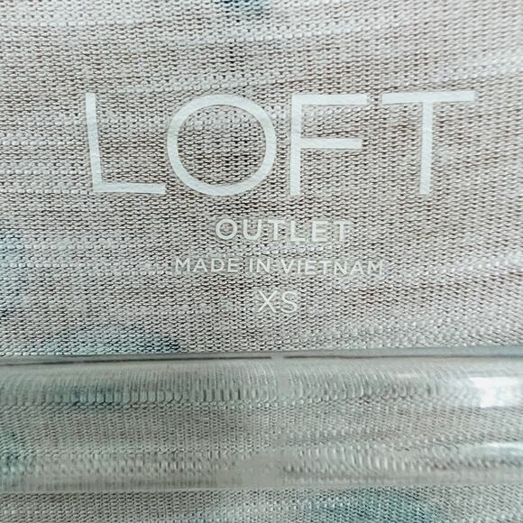 LOFT Outlet Pink Floral Tee Shirt stretchy boho cap sleeve sz XS - Picture 6 of 7